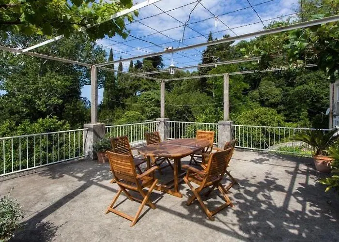 Anka - One-bedroom With Balcony And Sea View *