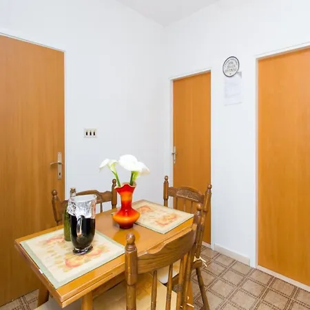 アパート Anka - One-bedroom With Balcony And Sea View