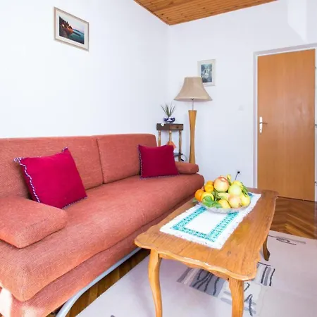 アパート Anka - One-bedroom With Balcony And Sea View