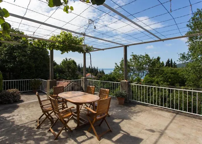 Anka - One-bedroom With Balcony And Sea View *